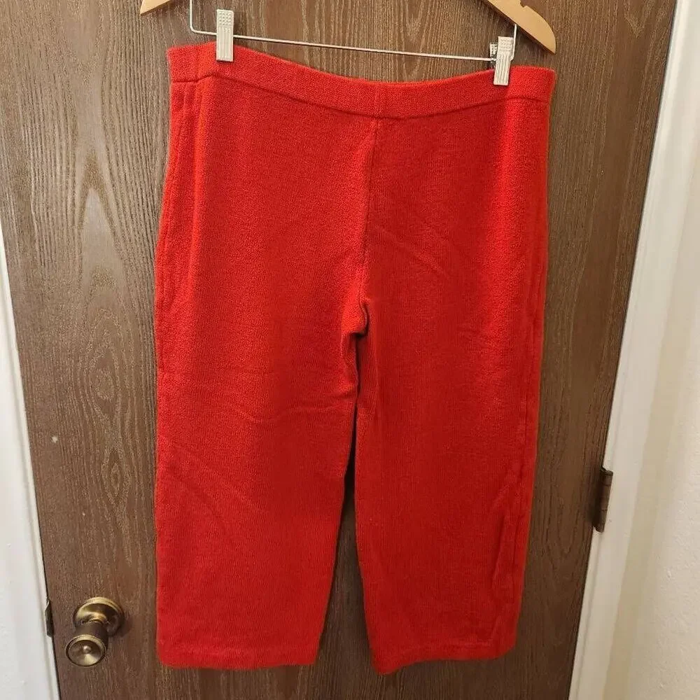 St. John Collection Santana Knit Cropped Pull-On Pants - Fits Large / 12